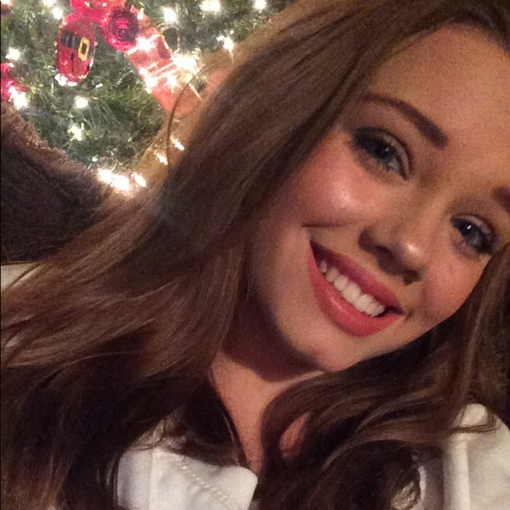 Meet your Posher, Ansley